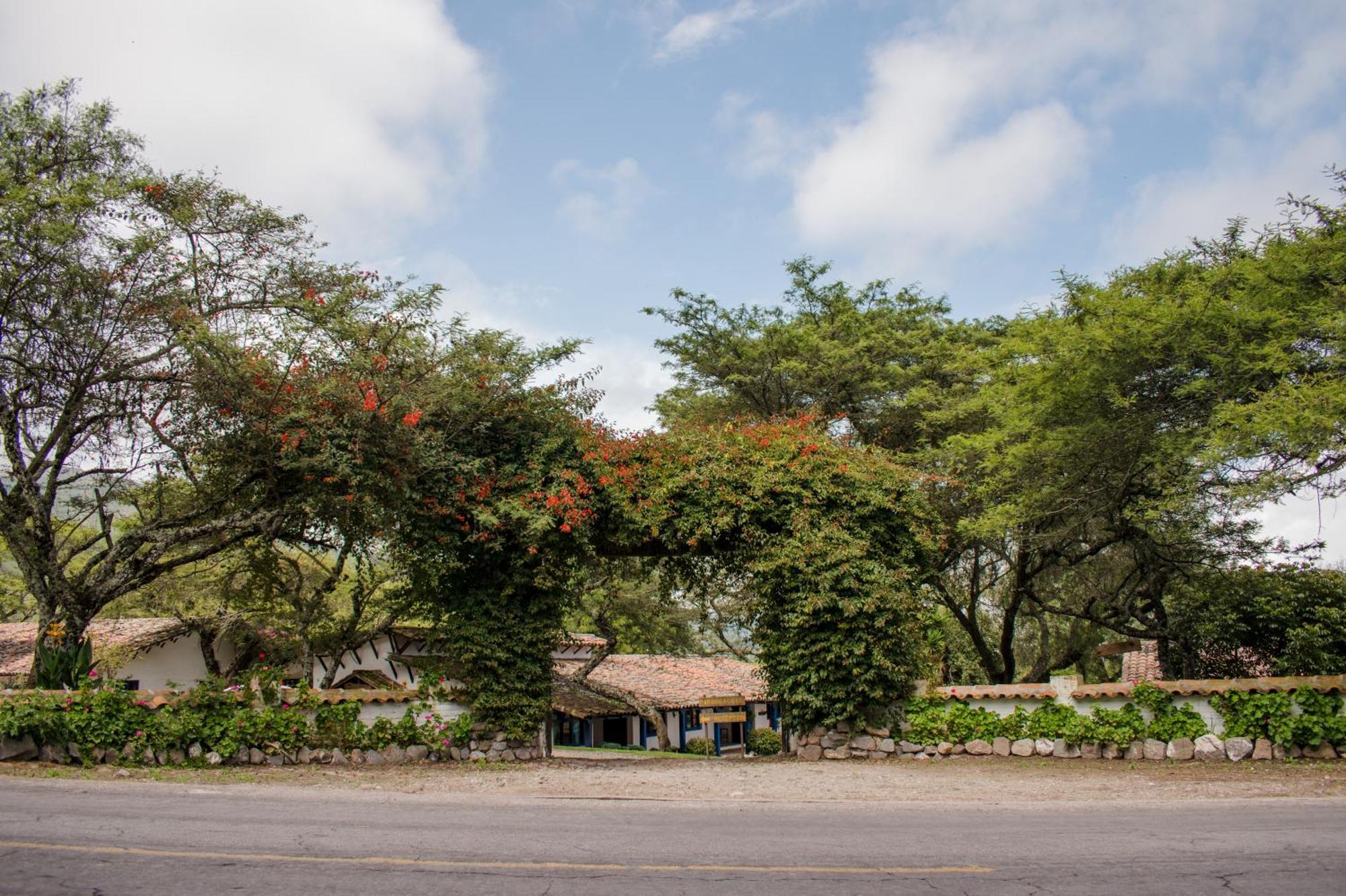 Hacienda San Francisco Hotel Tumbabiro Екстериор снимка