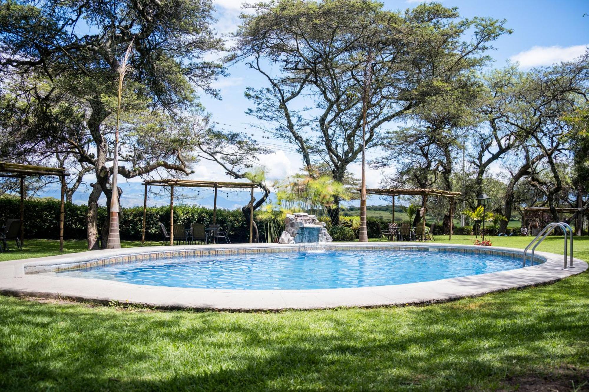 Hacienda San Francisco Hotel Tumbabiro Екстериор снимка
